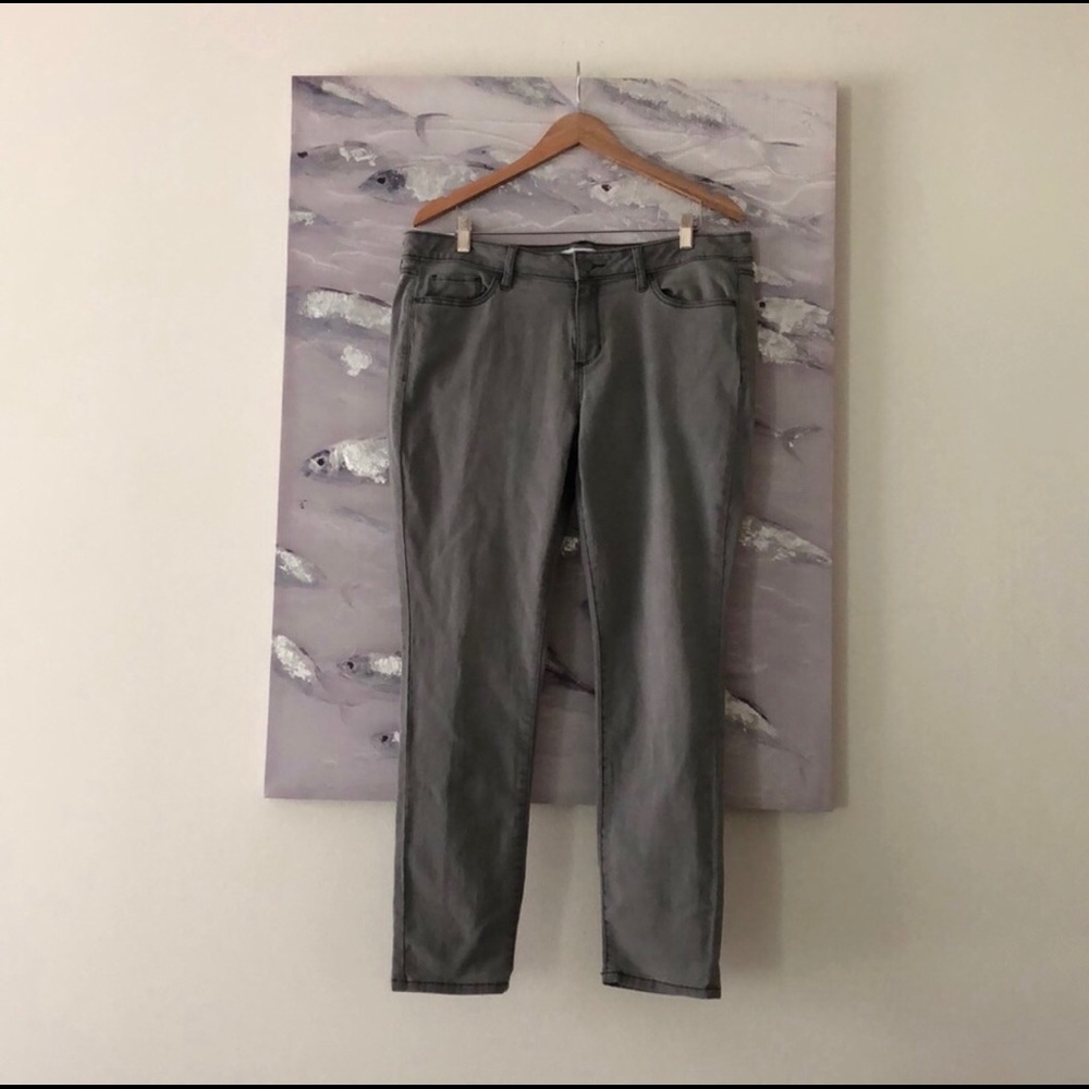 SKINNIES! Priced To Sell!!